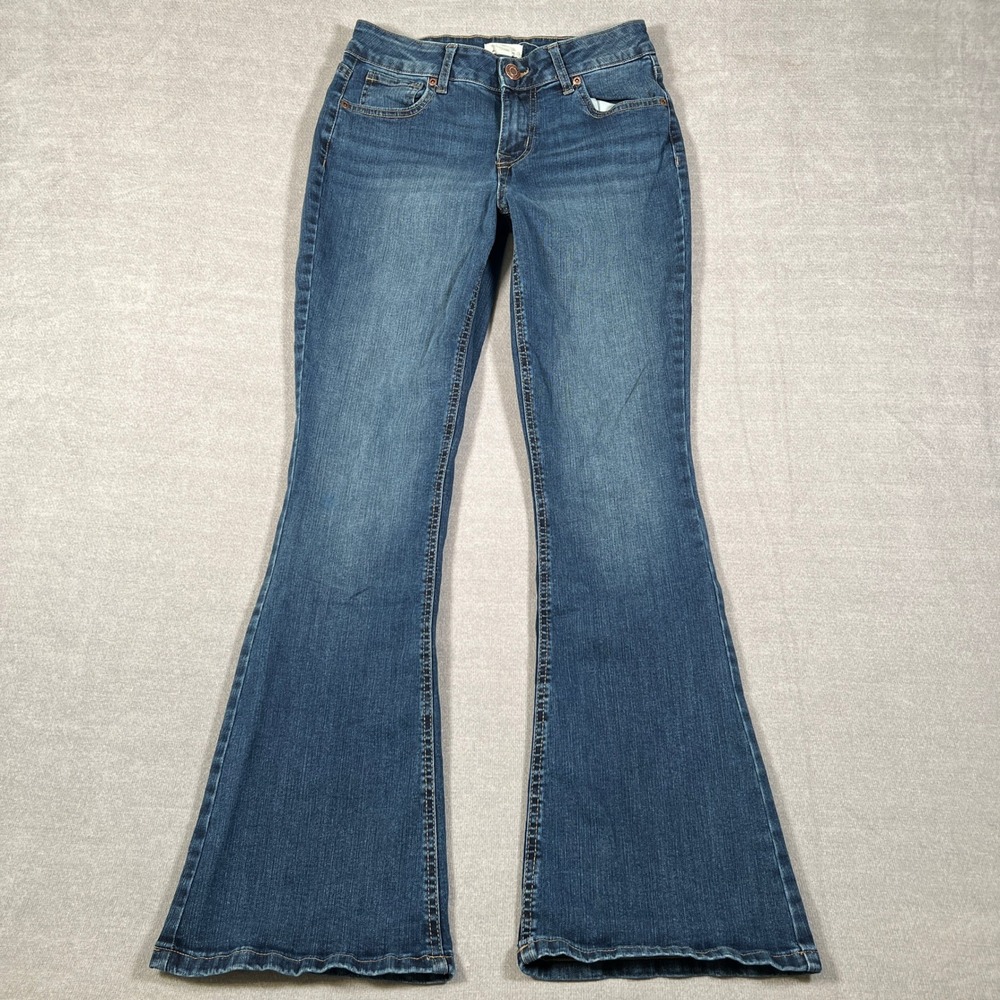 Maurices M Jeans Classic Mid Rise Flare Jeans Women 4 Regular Blue Denim